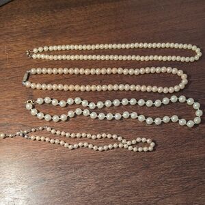 Vintage Pearl Necklace Lot